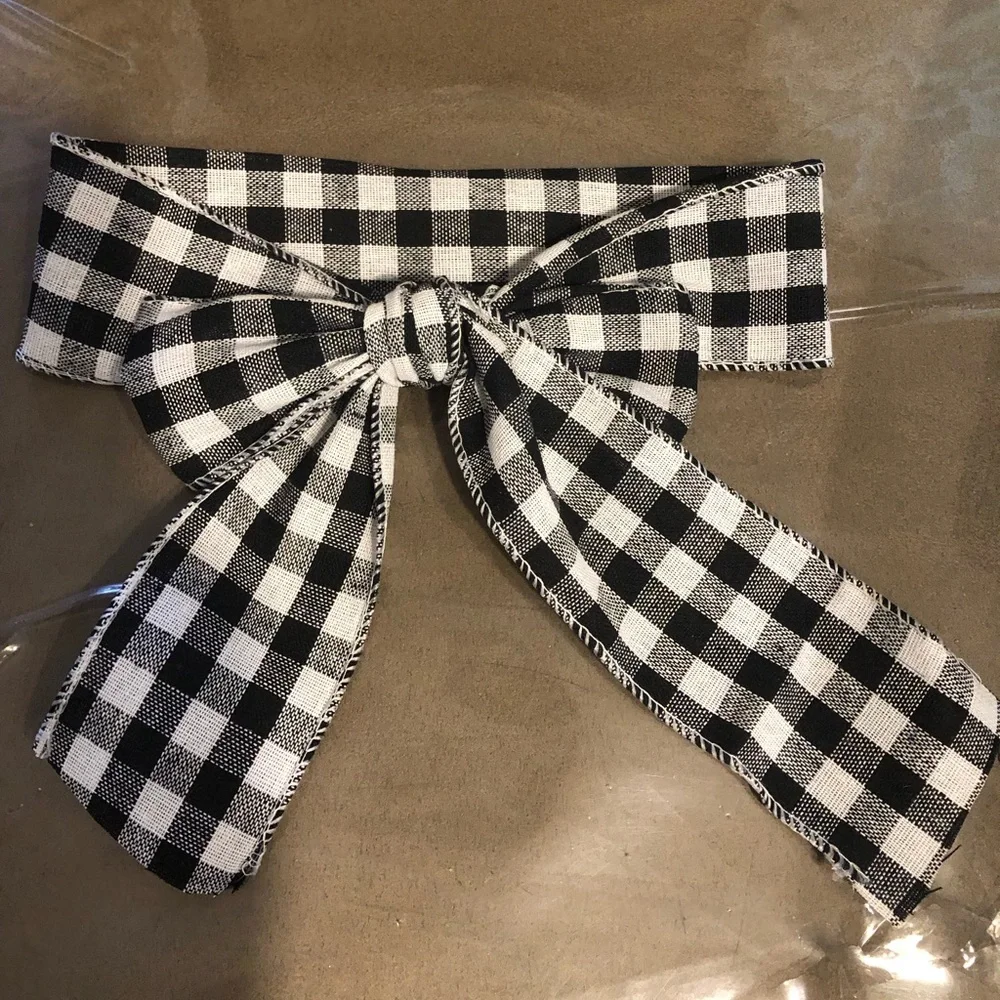 Gorgeous Black & White Bow